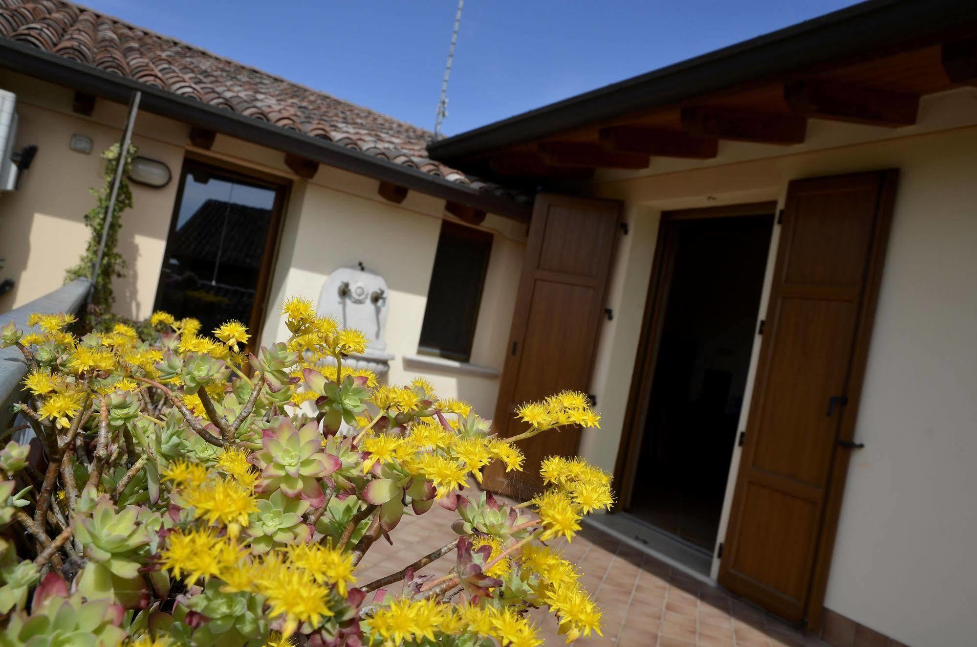Canneto sull'Oglio 9 Muse Bed And Breakfast المظهر الخارجي الصورة